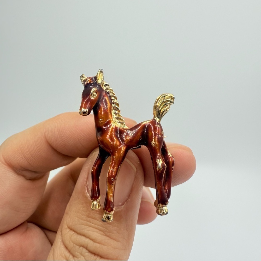 Vintage Enamel Pony Horse Brooch Pin